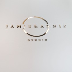 Logo i Twoje napisy z lustra