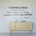 003-cytat-na-sciane-z-plexi-jan-pawel-2-czlowiek-jest-wielki-nie-przez-to-co-posiada.jpg
