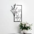 045-dekoracja-na-sciane-panel-dekoracyjny-kobieta-pieknie-wyciete-laserem_nr3001003-wariant-czarna-plyta.jpg