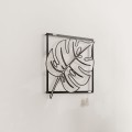 006-panel-ozdobny-3d-panel-dekoracyjny-lisc-monstery-ozdoba-wall-art_nr3001086-drewniany-czarny-na-bialej-scianie.jpg