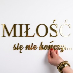 Napisy na ścianę Rodzina tu zaczyna się życie