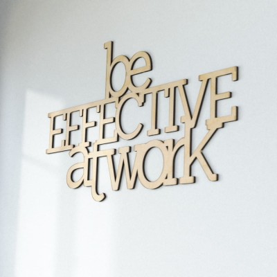 Napis ścienny Be effective at work