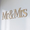 napis-na-sciane-ze-sklejki-mr-and-mrs-3dekoracje.jpg