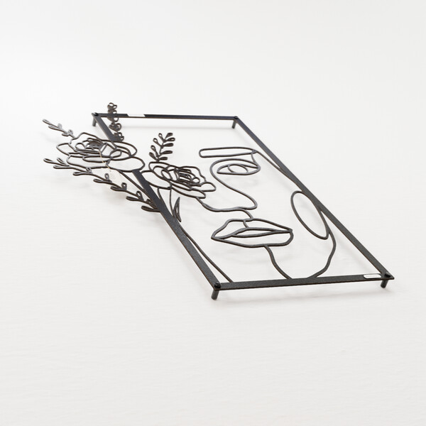 3001003 pięknie wycięte laserem Panel dekoracyjny kobieta  z czarnej płyty