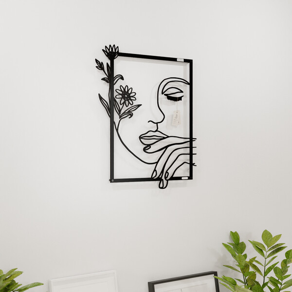 3001010 pięknie wycięte laserem Panel dekoracyjny twarz kobiety  na białej ścianie z czarnej płyty