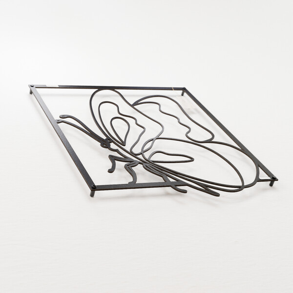 3001061 pięknie wycięte laserem Panel dekoracyjny motyl  z czarnej płyty