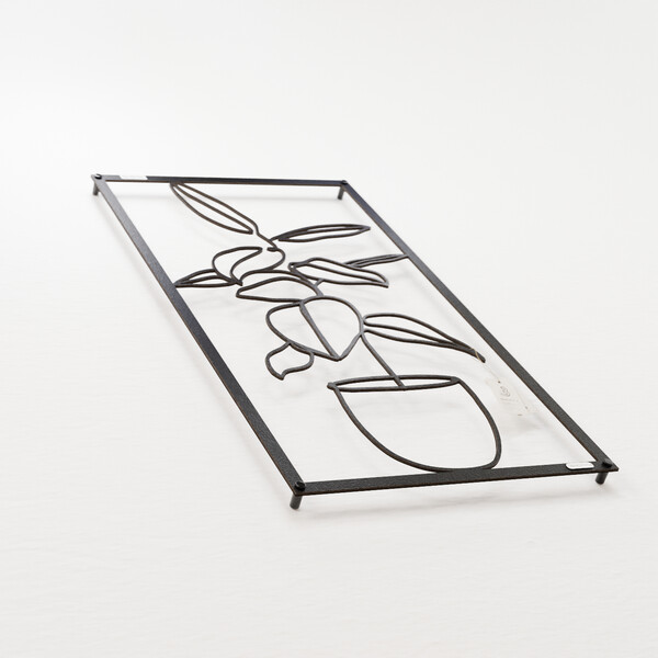 3001077 pięknie wycięte laserem Panel dekoracyjny kwiat w donicy  z czarnej płyty