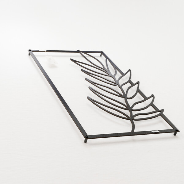 3001109 pięknie wycięte laserem Panel dekoracyjny listki  z czarnej płyty
