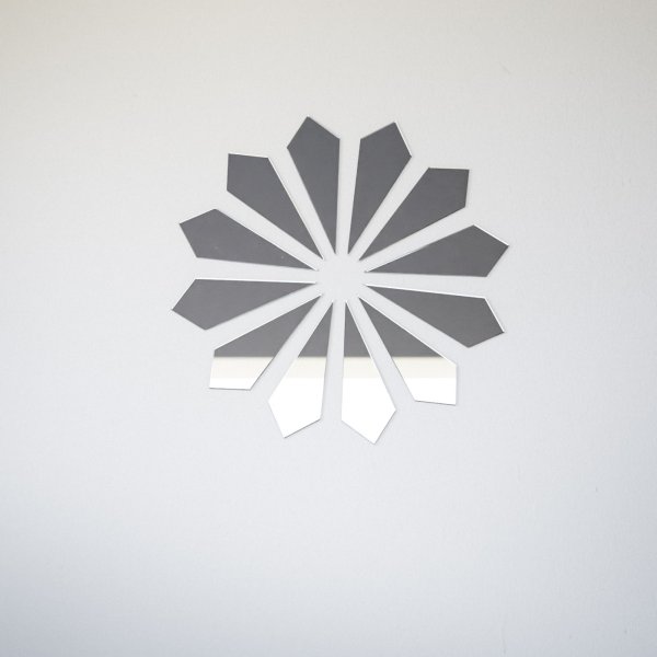 Lustro akrylowe Cirano Lustro akrylowe Cirano dekoracyjne lustro na ścianę